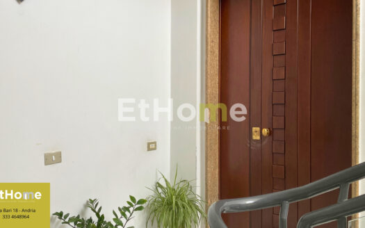 CASA UNICA: In tutta la città, non troverai nulla di simile