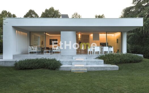 <strong>Villa Unifamiliare di Nuova Costruzione TRANI</strong>